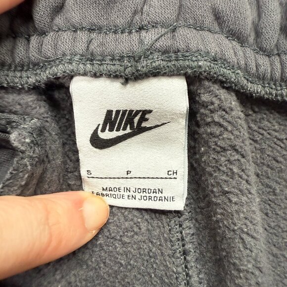 Nike Sportswear Club Fleece Joggers Men S Gray Tapered 27" Sweatpants CJ1616 - Picture 5 of 16